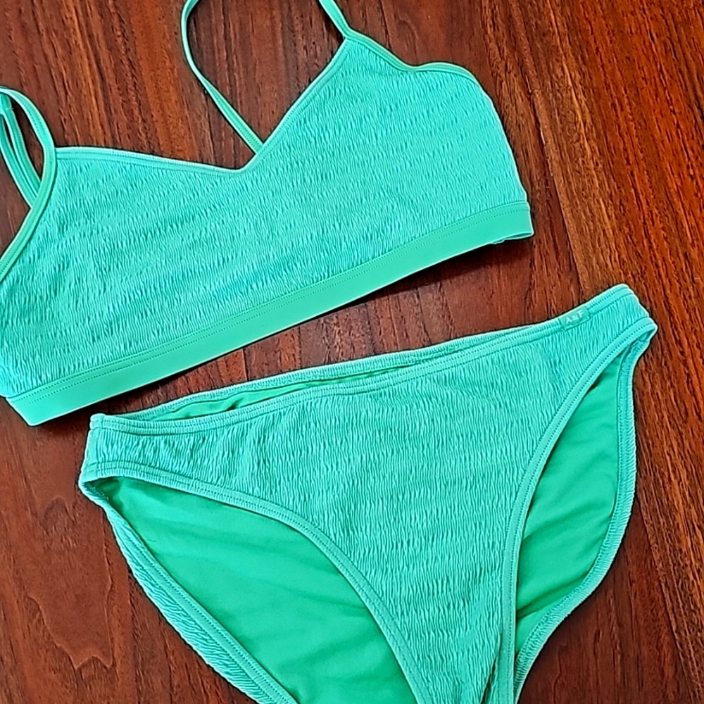 2 pc featured Abercrombie Suit